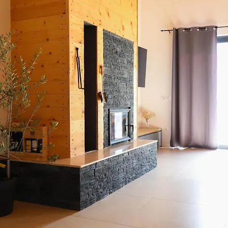 Vikendica Krcmarice- Vila