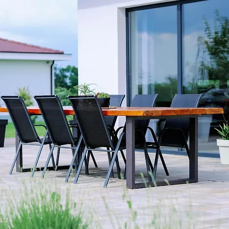 Vila Vikendica Krcmarice- *