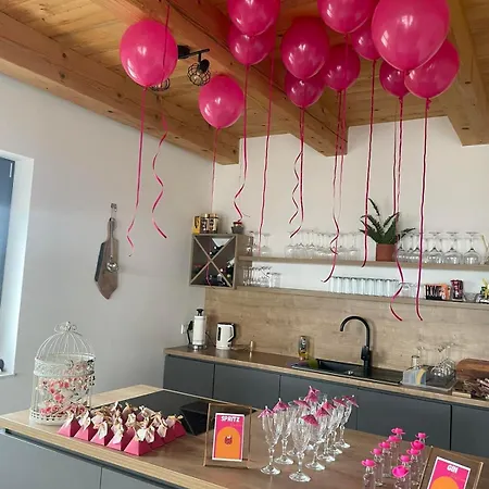 Vikendica Krcmarice- Vila